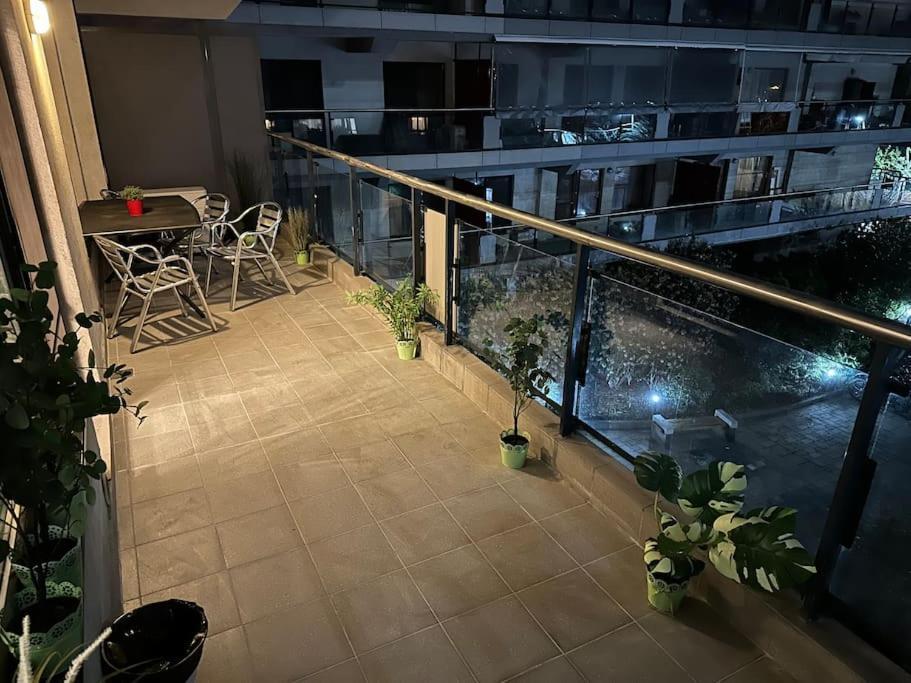 Green Apartment 214 With Private Parking 부쿠레슈티 외부 사진