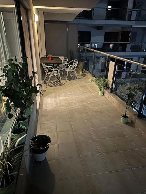 Green Apartment 214 With Private Parking 부쿠레슈티 외부 사진
